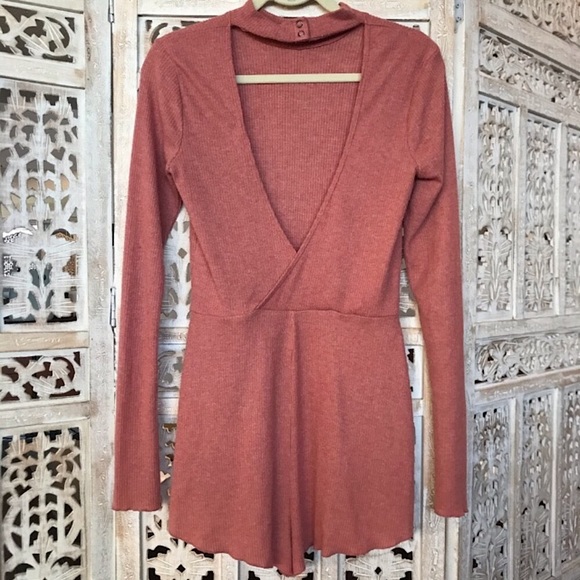 UO Felicity Romper - Picture 11 of 16